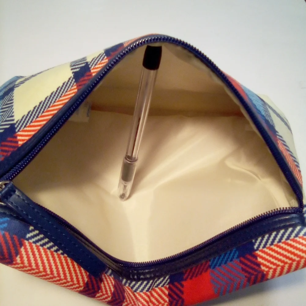 Americana Plaid Cosmetic Pouch Zipper Closure Faux Leather Pull Tag